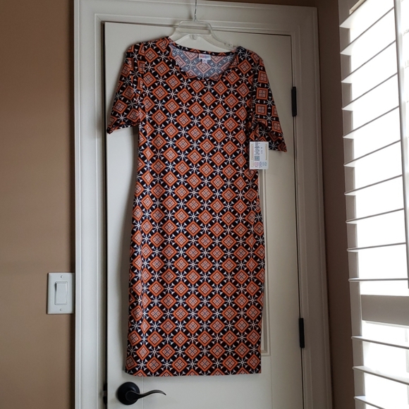 LuLaRoe Dresses & Skirts - LULAROE JULIA NWT MEDIUM ORANGE/NAVY